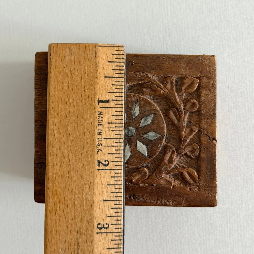 Vintage Handcarved Wood Box Jewelry Small‎ Brown Floral Ornate Primitive